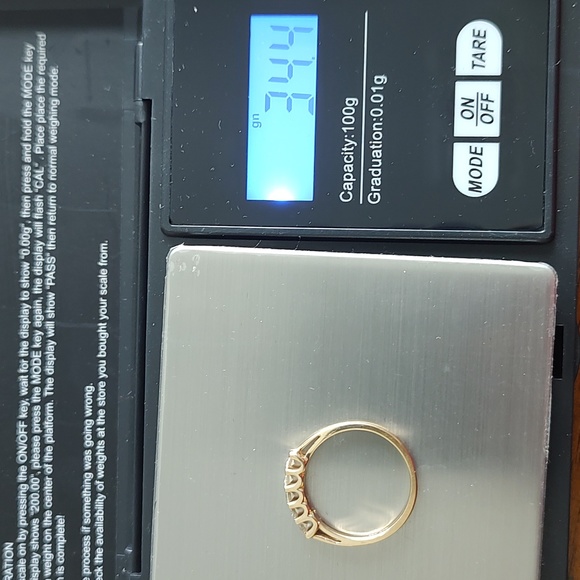 14k Solid Gold Moissenite Ring - Picture 6 of 6